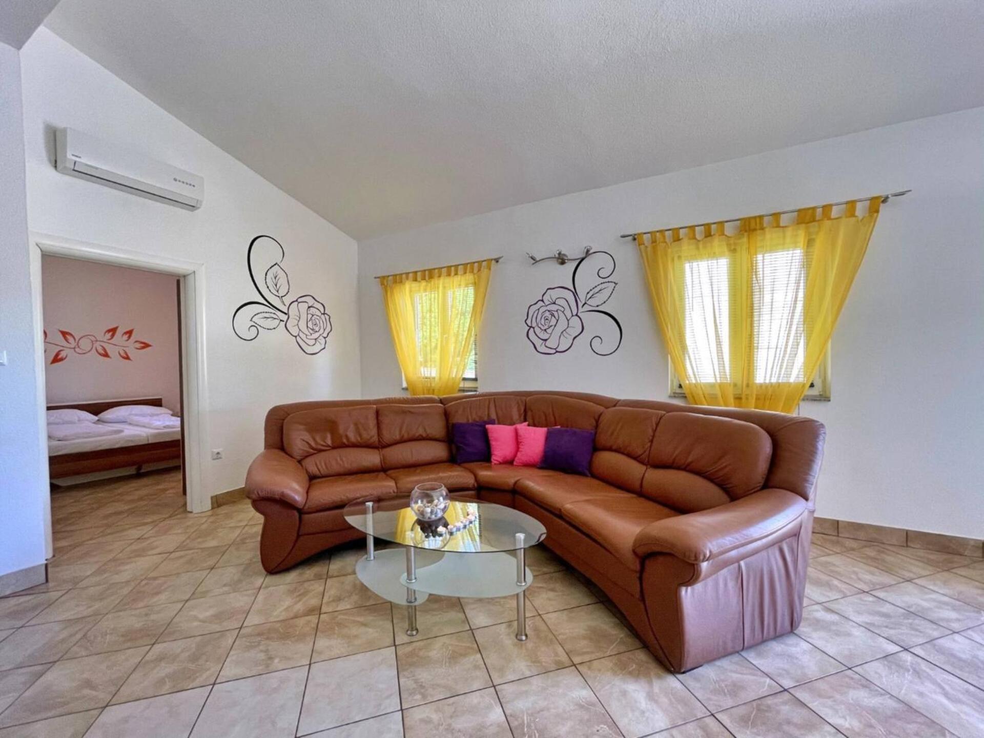 Top Apartments Šilo Εξωτερικό φωτογραφία